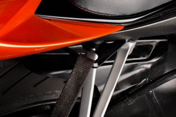 Smart brackets - Straps fastenings SUZUKI GSXR 600 / 750 2011 - 2017