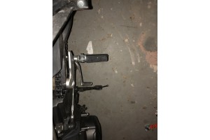 Pair of Front Footpegs for many YAMAHA