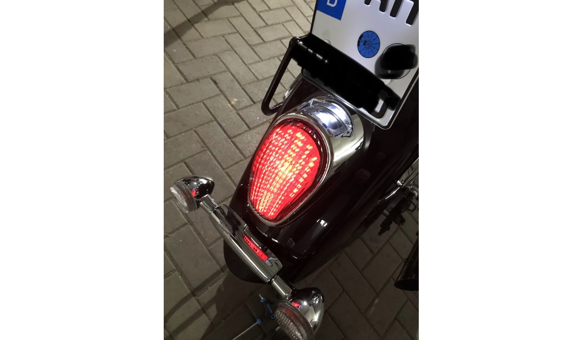 AVDB Rear LED Tail light w/ Turn Signals KAWASAKI VULCAN VN 2000