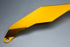 Cubrecadena de aluminio anodizado YAMAHA R1 2009 - 2014