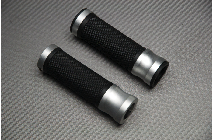 Pair of Aluminum and Rubber Handlebar Grips 22 / 24mm