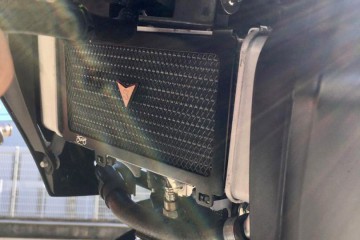AVDB Radiator protection grill YAMAHA MT15 / R15 V3 2019