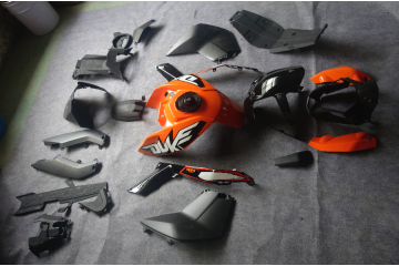 Komplette Motorradverkleidung KTM DUKE 125 / 200 / 390 2011 - 2016