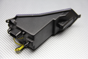 Luz de freno led con intermitentes integrados YAMAHA YZF R1 / R1M / R6 2015 - 2023