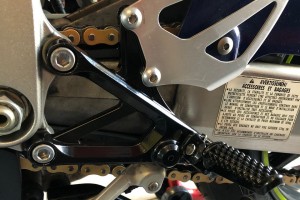 Fußrastenanlage Vorne HONDA CBR 600 F / F4 / FI / FS 1999 - 2006