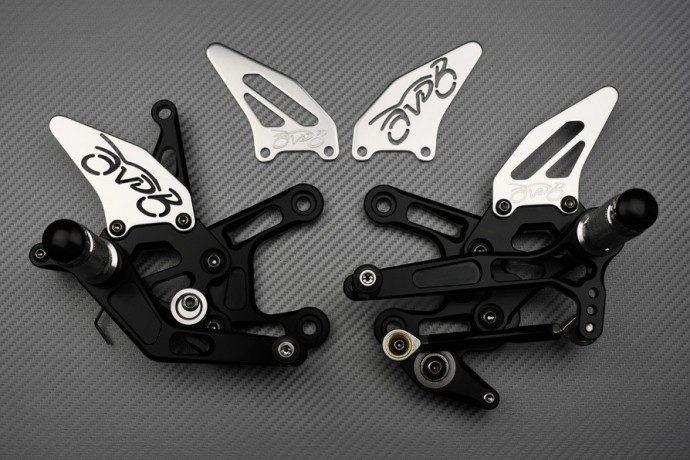 Estriberas Retrasadas AVDB KTM DUKE / RC 125 / 200 / 250 / 390 2011 - 2023