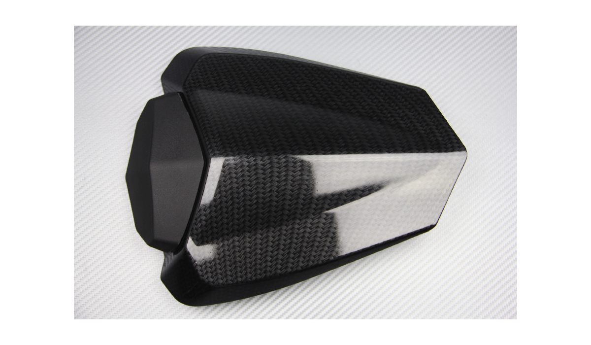 Puig Protezione Sella In Similcarbonio Per Yamaha R1 '02-'03 - Design Sportivo E Adesivo