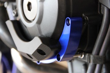 Engine Cover Crash Pads Design 2 YAMAHA MT09 / FZ09 / TRACER / XSR / NKEN 900 2013 - 2023