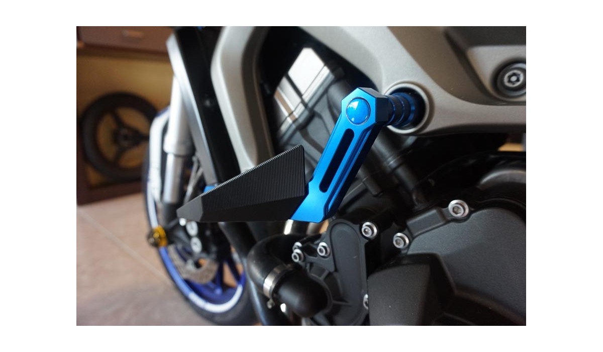 Pair of Frame Sliders / Crash Pads for YAMAHA MT09 / FZ09 & XSR900