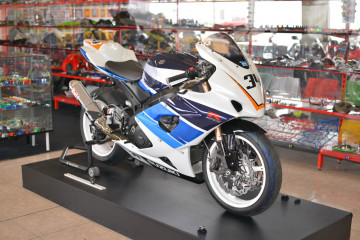 Vorderer Kotflügel SUZUKI GSXR 600 / 750 / 1000 2003 - 2005
