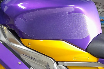 "I duri" Coppia protezioni antiscivolo serbatoio APRILIA RSV / TUONO 1000 2004 - 2010