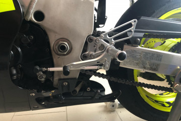Fussrastenanlage SUZUKI GSXR 600 / 750 SRAD 1996 - 2000