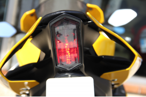 LED Taillight with Integrated turn signals YAMAHA YZF R7 2021 - 2023