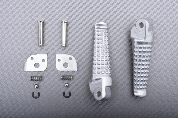 Pair of Rear Footpegs for SUZUKI GSXR 600 / 750 / 1000 / HAYABUSA / GSXS / SV / BANDIT 650 / 1200 / 1250