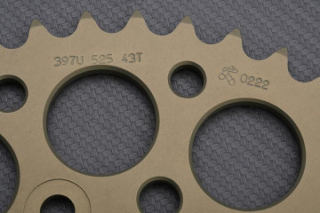 Rear Sprocket RENTHAL Ultra Light 525 MARCHESINI ULTRALIGHT / 5 SPOCKS / 10 SPOCKS / MAGNESIUM / CAST WHEEL 2005