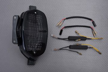 Feu Arrière à LED "Plug & Play" avec clignotants intégrés SUZUKI GSXR 600 / 750 / 1000 2000 - 2002