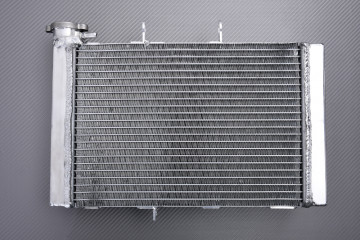 Radiateur TRIUMPH TRIDENT /...