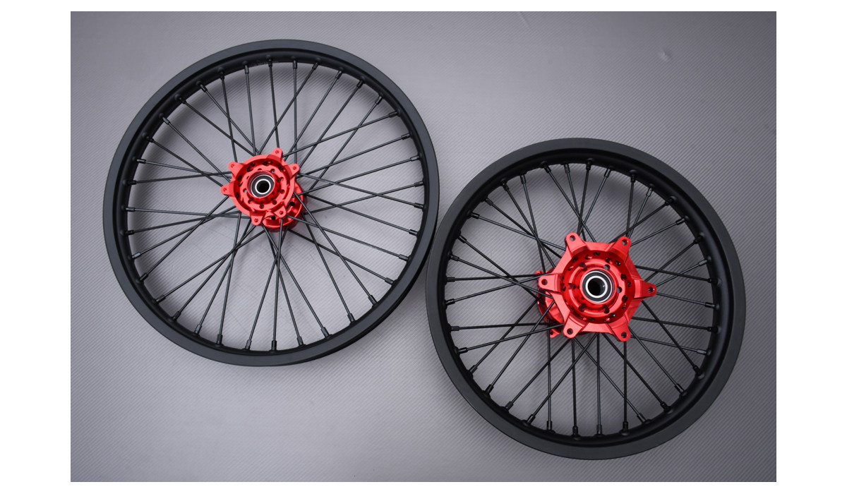 Coppia di cerchi Anteriore e posteriore 21'' 19'' Off Road