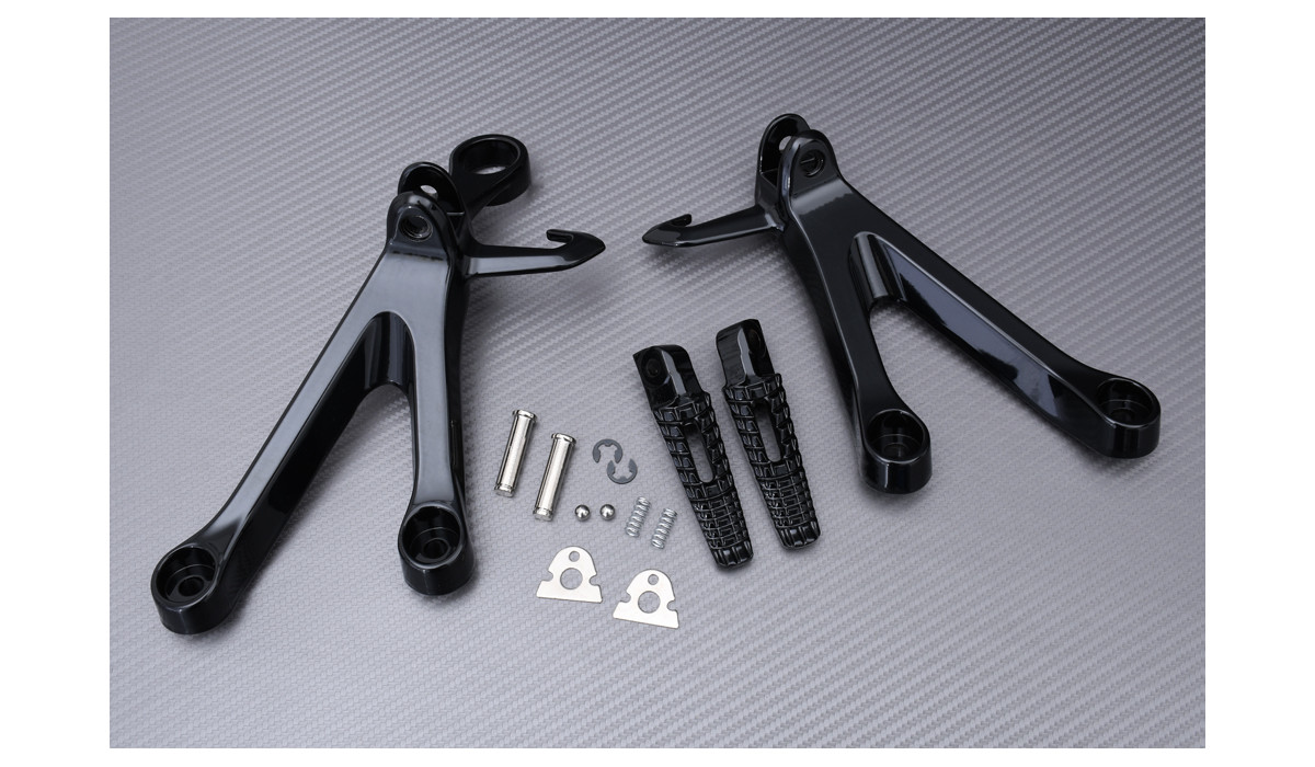 AVDB MOTO - Pedane arretrate YAMAHA YZF R1 2007 - 2008 - Accessori Moto In vendita a Milano