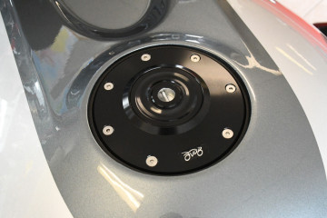1/4 Quick release petrol cap with key YAMAHA