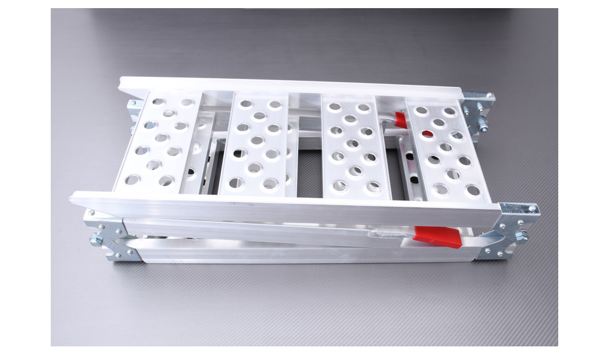 Foldable 3-part loading ramp for motorbikes / scooters