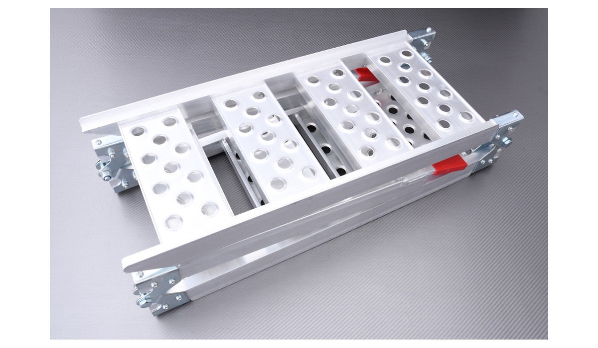 Foldable 3-part loading ramp for motorbikes / scooters