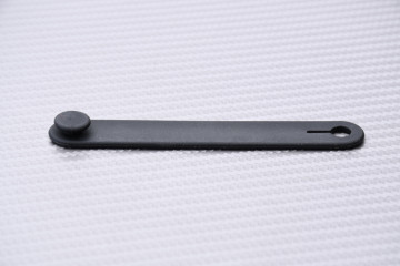 Universal rubber clamp. Clippable and reusable model.