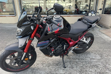 Polycarbonat-Windschutzscheibe HONDA HORNET 750 2023 - 2024