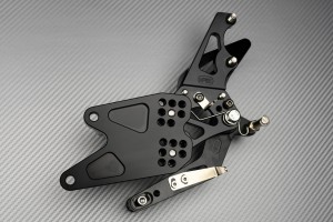 Estriberas Retrasadas AVDB YAMAHA MT03 320 2025 - X