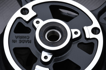 Rear Wheel rim YAMAHA YZF R3 / MT03 320 2025 - X