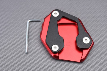 Anodised aluminum sidestand foot enlarger YAMAHA MT09 / TRACER 9 / GT / XSR 900 / GP 2021 - 2025