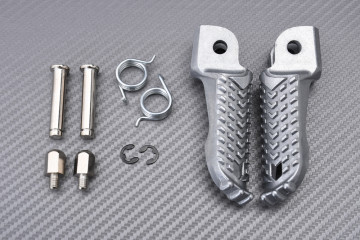 Paar vordere Fußrasten...