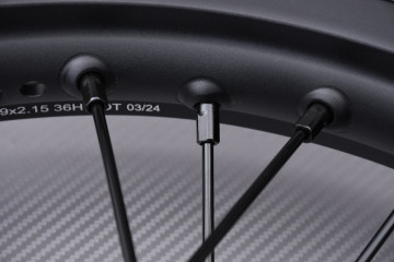 Hintere felge 18' Off Road / Enduro HUSQVARNA FE / TE 150 / 250 / 350 / 450 / 501 2024 - X (2,15 x 18)