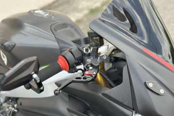 Pareja de puños en caucho - goma espuma para manillar 22 mm