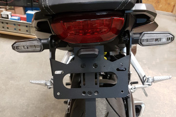 Spezifischer Kennzeichenhalter AVDB HONDA CB650R / CBR 650 R 2024 - 2026