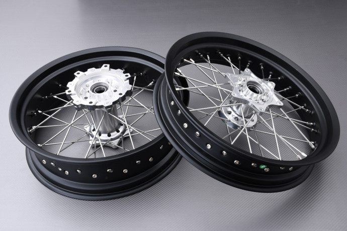 Pair of Front and Rear Rims 17' / 17' Supermotard GASGAS MCF / MC 125 / 250 / 350 / 450 2024 - X