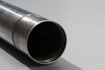 Tubes de fourche Inversée SPR BMW F900R 2020 - 2026 OEM SHOWA 31428358247 / 31428358248