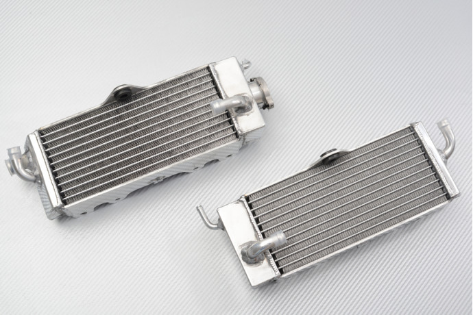 Paire de Radiateurs Eau Racing Ultra-Renforcés AVDB YAMAHA WRZ / YZ 250 1993 - 1996