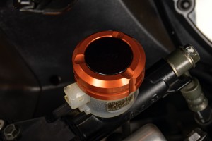 Rear Brake / Clutch fluid reservoir cap KTM - UNIK by Avdb