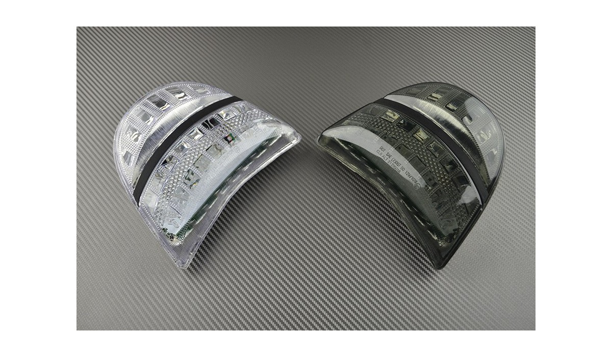 Feu Stop LED Avec Clignotants Intégrés Pour CBR 954 / 900 RR 2002-2003 - Fumé, Homologation E - Installation Facile